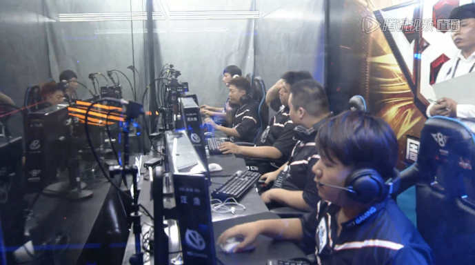 B1ad3 ：Vitality非常需要IEM科隆奖杯，比我们更需要