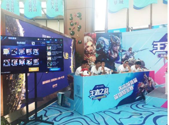 在今日凌晨的LCS常规赛中，TeamLiquid不敌CLGaming拿到赛季第10负