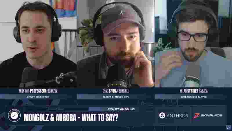 来自 Weibo Gaming 的祝福视频；团队成员：新年带来新事物，愿你所有的愿望都能成真！