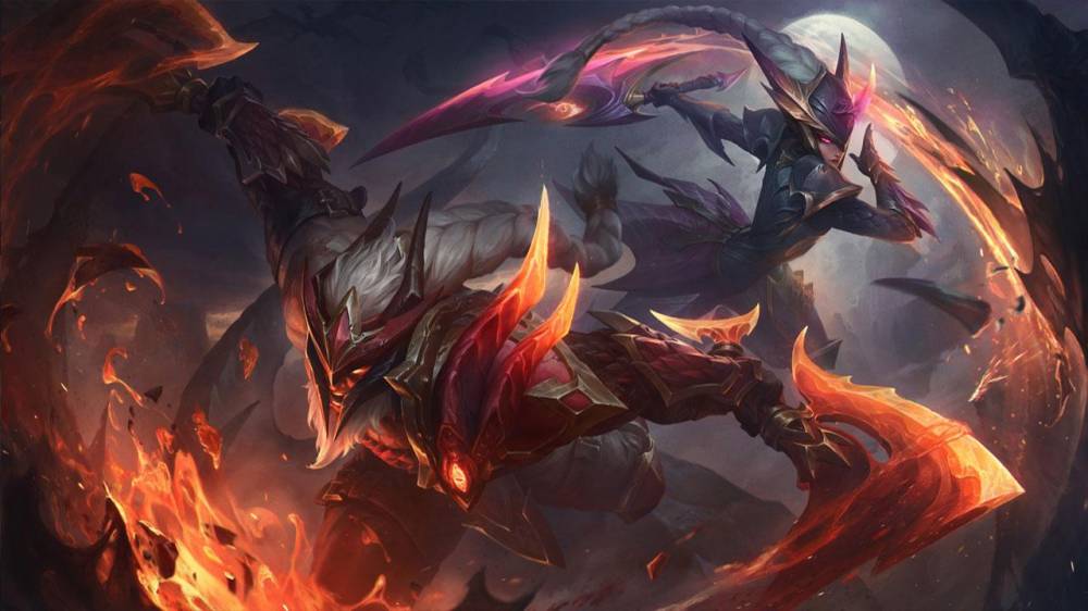 资讯主播躲车里瑟瑟发抖，以为是个菜鸟，结果出来瞬间清场