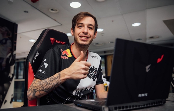 【美图特别版】GALA：关于理想我从来没选择放弃