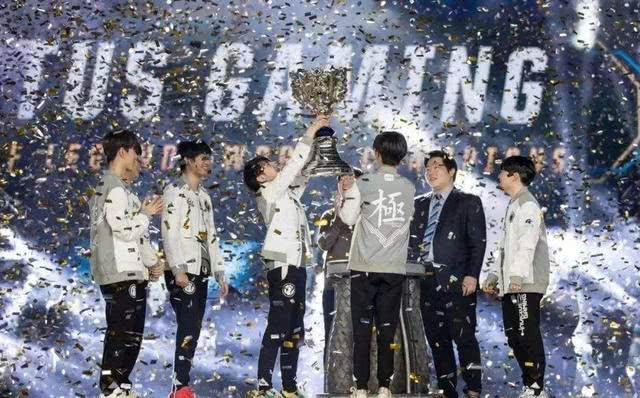 【lpl战报】BLG 2-0 LGD：BLG收官之战 直落两局成功零封LGD